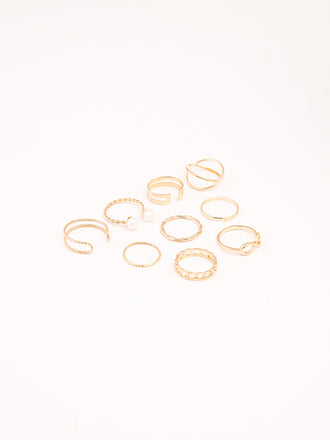 classic-golden-ring-set