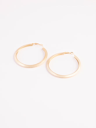 golden-hoop-earrings