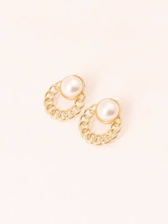 chained-pearl-earrings