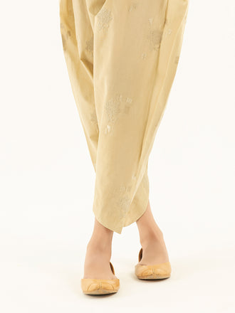 embroidered-cambric-shalwar