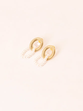 looped-pearl-earrings