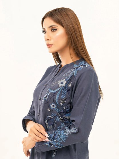 2 Piece Khaddar Suit-Embroidered (Pret)
