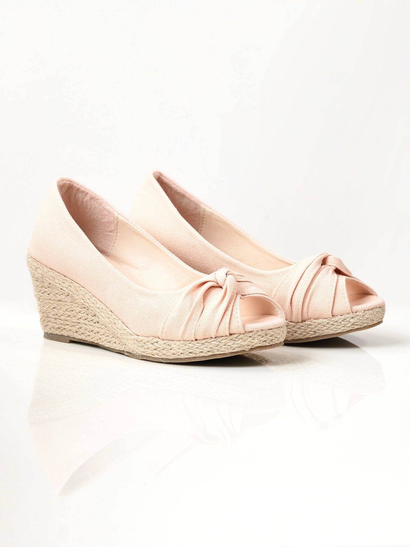 Knotted Weave Wedges - Light Peach